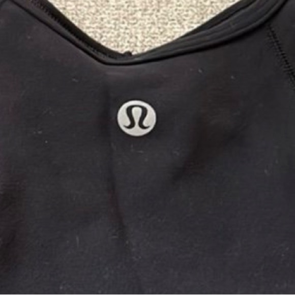 NWOT Lululemon align size 2 short sleeve top in black ￼ - Picture 5 of 8